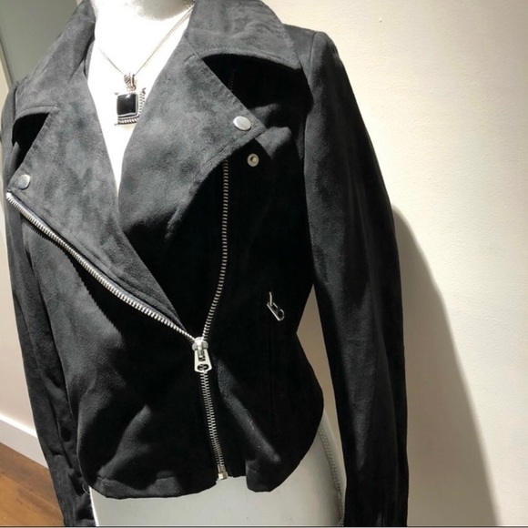 Moto Biker Faux Suede Zip Up Jacket Black
Size Medium - Picture 2 of 8